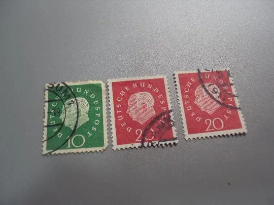 марки Германия стандарт 1959 г. Теодор Хейс (1884-1963) 1-й Президент ФРГ лот 3 шт гаш №1978 Ціна