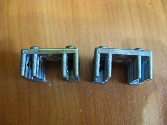 Радіатор (13) для ТРАНЗИСТОРІВ типу КТ814  ПАРА Де купити