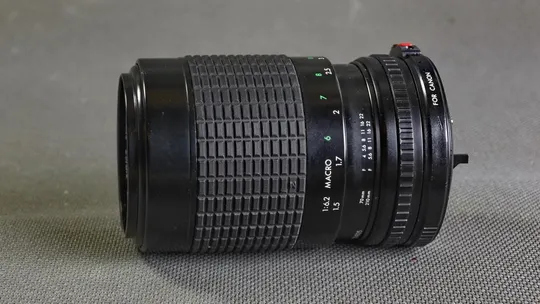 Canon FD телеобъектив Sigma Zoom-KIV 70-210mm/4-5.6 MC Ф52мм для беззеркалок Sony, Olympus и др. Продаж