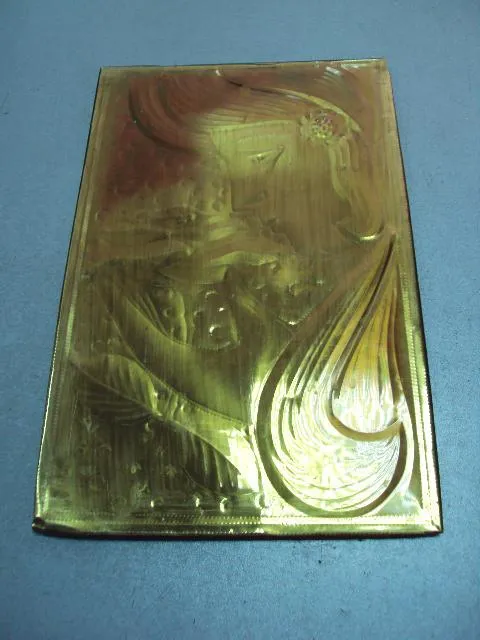 Чеканка картина портрет девушка медь размер 28,3 х 18,3 см №11718 З аукціону