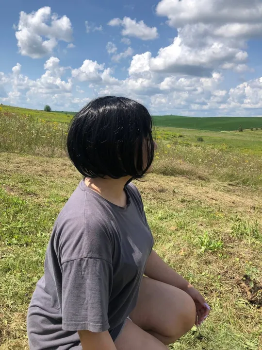 Перука коротка чорна з чубчиком  Р-29 Продаж