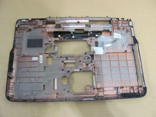 Купити 568-1 Кришка дно піддон корпуса 070FM3 для Dell XPS 15 L501X L502X P11F оригінал
