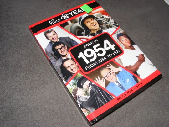 Книга &quot;My first 18 year Born in 1954/ From 1954 to 1971&quot;, Лондон-2024 год. Характеристики