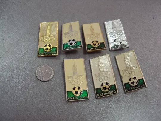 знак олимпиада москва 1980 футбол киев лот 8 шт №5150 Ціна