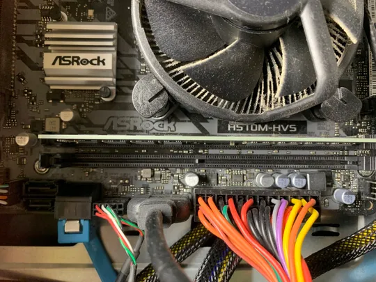 Хороший системный блок в отличном состоянии Продаж