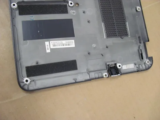 номер0884-4  Кришка дно піддон корпуса 821662-001 6070B0886301 для HP Elitebook 820 G3 820 G4 725 G3 725 G4 оригінал Де купити
