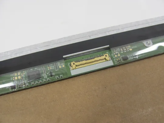 МР1-4 матриця LP156WH3 (TP) (TH)  15.6&quot; 1366*768  eDP 30 pin  оригінал З аукціону