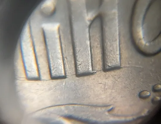 (5943) 25 копійок 2012 розколи в слові "КОПІЙОК" на реверсі + розколи в цифрах "2012" на аверсі /25 копеек 2012 брак З аукціону