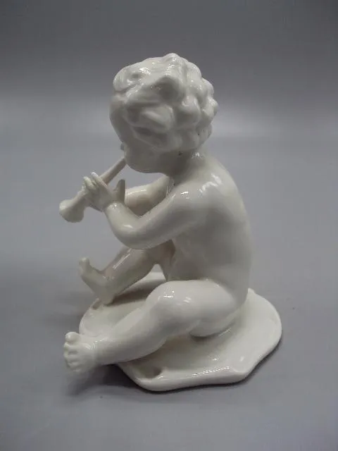 Фигура фарфор Каподимонте Италия Capodiмonte путти мальчик с дудочкой клеймо корона N 11см №11173 Характеристики