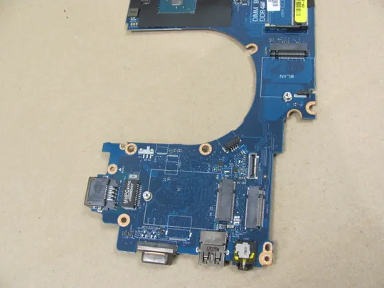 номер0638-12 материнська плата Mainboard Материнка Основна плата Системна плата Плата системи Laptop motherboard мамка ноутбучна плата РОБОЧА SR32N  i7-7820HQ CDP70 LA-E141P для  Dell Latitude E5480 оригінал Продаж