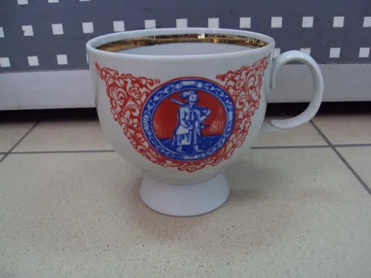 Кружка чашка козак 500 лет фарфор полонное казак высота 11 см, диаметр 11,3 см №11672 Ціна