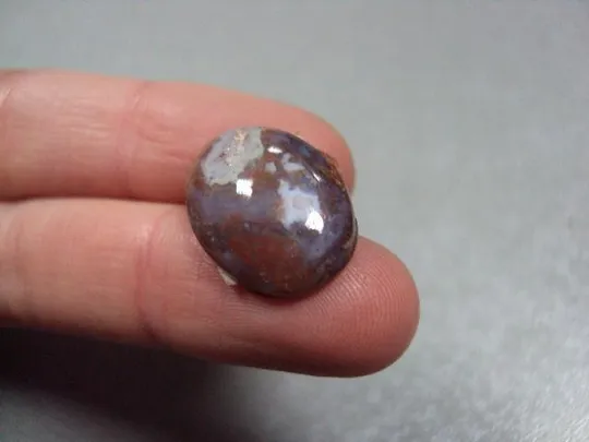 Камень яшма овальная для ювелирных изделий вес 1,64 г размер 5 х 18 х 13,5 мм №13256 Продаж