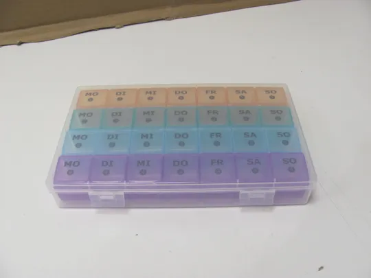 Пластикова коробка для зберігання ліків Beaver Pill Box/Medicine Box/Pill Organiser (4 ряди (упаковка по 2)) (14) Ціна