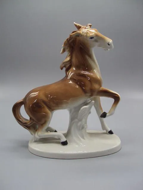 Фигура фарфор Германия Липпельсдорф лошадь конь клеймо корона 1877 ГДР Lippelsdorf 23,8 см №14253 Ціна