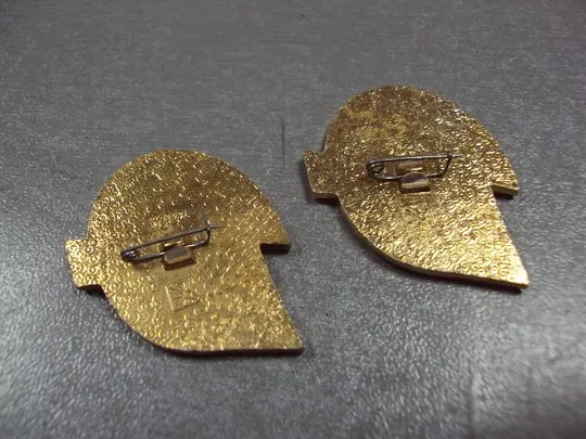 знак 60 лет мсср кпм коммунистическая партия молдавия лот 2 шт №3424 З аукціону