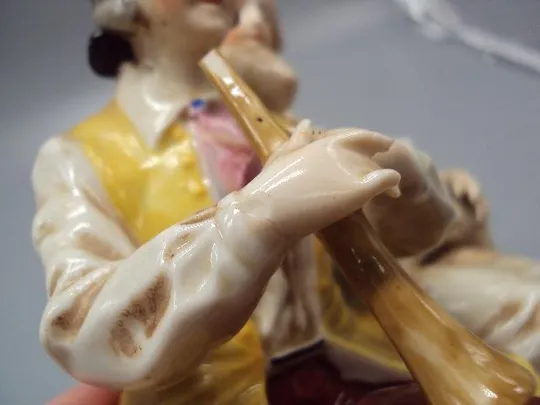 Фигура фарфор статуэтка Германия пастушка и музыкант кавалер и дама с ягненком высота 24 см №13814 Де купити