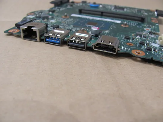 713-2 материнська плата B5W1A\B7W1A LA-D641P SR2Z7 Celeron N3350 для Acer Aspire ES1-572 Extensa EX2540 оригінал Продаж