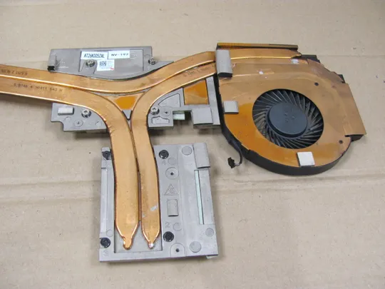 номер0995-1 система охолодження Кулер Охолоджувальний блок Охолоджувальна система cooling system 0D1HY2 AT2KA005ZCL AT26KA005ZAL dap20 NV-192  для  Dell Precision 17 7730 M7730 оригінал Продаж