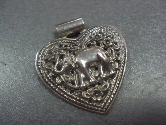 подвеска кулон сердце слон цветы сердечко слон в цветах серебро 925 проба вес 17,83 г клейм нет Інтернет-аукціон