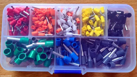 Купити Набір наконечників втулкових ізольованих 400 шт