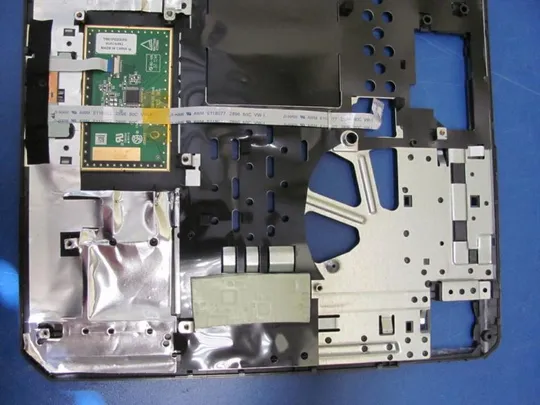 №50-2 Кришка панель палмрест та тачпад для MEDION ERAZER X6811 оригінал Де купити