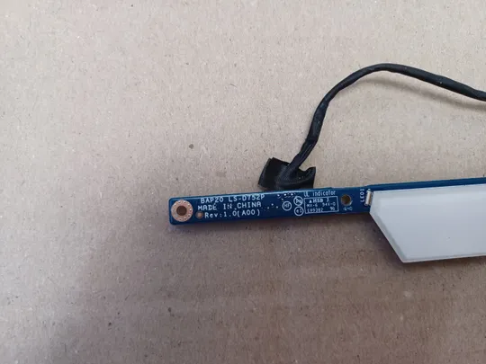 номер1058-27  світлодіодна LED плата BAP20 LS-D752P з шлейфом 0RY7G9 для Dell Alienware 17 R4 R5  оригінал Де купити
