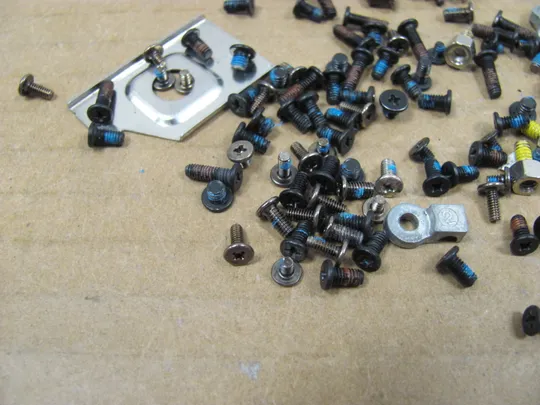 номер0088-5 комплектуюче гвинти для Dell Latitude 14 Rugged 7404 7414 оригінал З аукціону