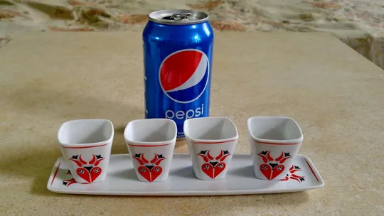 Набір 4 стопки та піднос-човник стара угорська порцеляна Холохаза Hollohaza Вживане Недорого