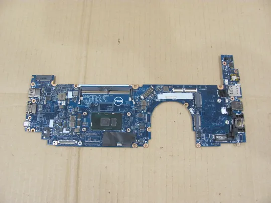 696-8 материнська плата DAZ10 LA-E122P SR2F0 i5-6300U  для Dell Latitude E7290 7390  оригінал Ціна