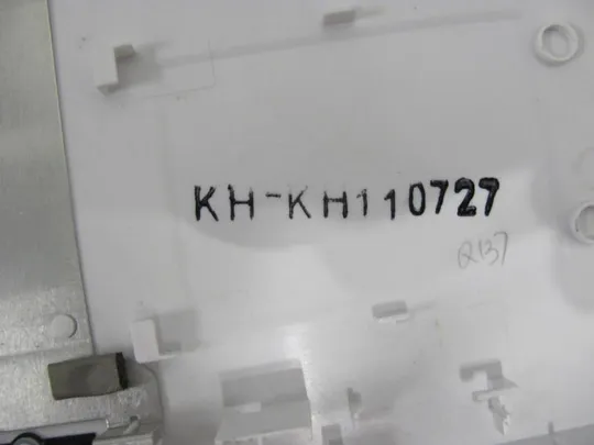 №271-18 панель палмрест та тачпад для FUJITSU CELSIUS H710 оригінал З аукціону