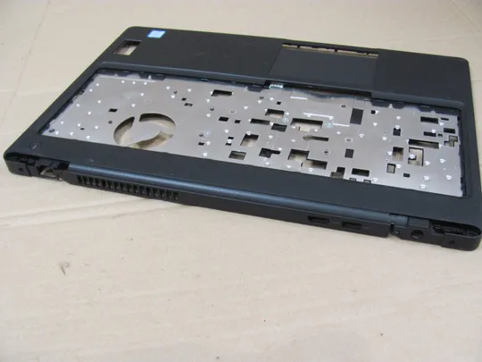 679-30 Кришка панель палмрест тачпад A176U6 для Dell Latitude 5590 Precision 3530 оригінал З аукціону