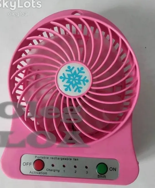 Портативный настольный вентилятор на аккумуляторе 18650 Мини вентилятор USB + аккумулятор в комплекте розовый Ціна