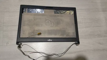 фото, Кришка+рамка+петлі Fujitsu E744