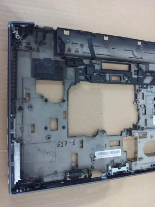 номер0336-8 Кришка дно піддон корпуса 652649-001 для HP 8560W 8570W нижня кришка Bottom корито нижня частина корпусу оригінал З аукціону