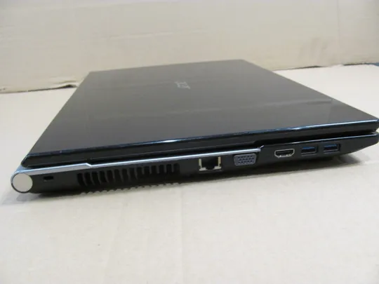 1342 ACER Aspire V3-731 17,3&quot; HD+ i5 3210m 2,5Ghz / 4Gb / 120ssd / 700hdd / WebCam  + блок живлення З аукціону