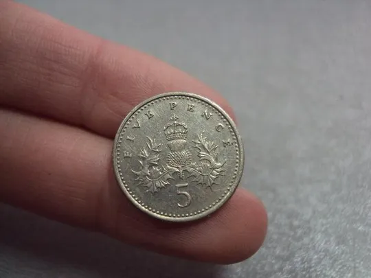 Купити монета великобритания 5 пенсов 1990 №9589