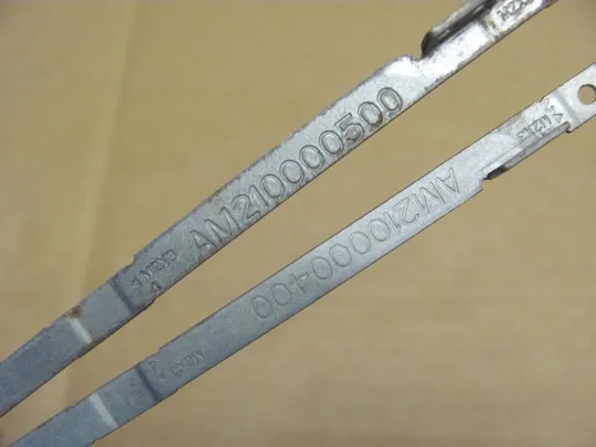 560-5 кріплення з петлями AM210000500 для Acer Aspire 7 A717 A717-72G A717-71G A517-51 оригінал Недорого