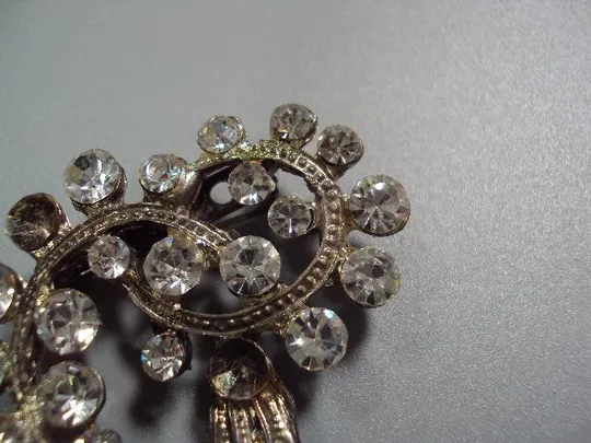 бижутерия брошка брошь ажурная 4,2 х 4,5 см (нет два камушка) №277с Характеристики