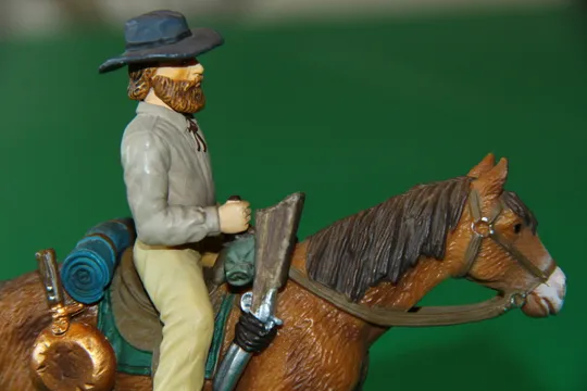 ТРАПЕР КОВБОЙ СТАРАТЕЛЬ НА КОНІ траппер SCHLEICH 90-100мм ФРГ ФРН З аукціону