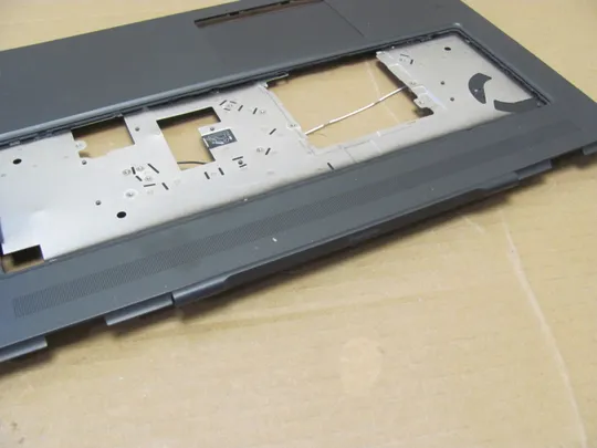 номер1002-3 корпус кришка Палмрест корпус топкейс Верхня панель палмрест cover-C тачпад  01VVYH  AP2V4000D02 для Dell Precision 7750 оригінал Де купити