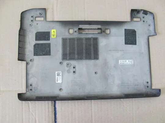 №13-15 Кришка нижня частина корпуса 0NJRXV для Dell Latitude E6320 оригінал З аукціону