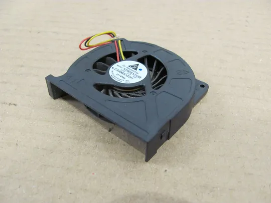 361-36 Вентилятор (кулер, FAN) CA49600-0241 для FUJITSU S760 E751 E752 T731 A572 AH550 AH551 AH701 TH700 E780 T730 T900 T901 оригінал Ціна