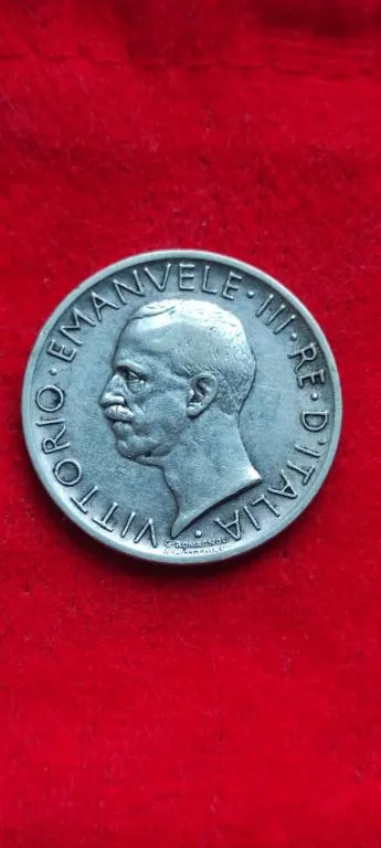 Монета 5 лир 1927 года Король Виктор Эммануил, серебро, отличная Lkv84 Ціна