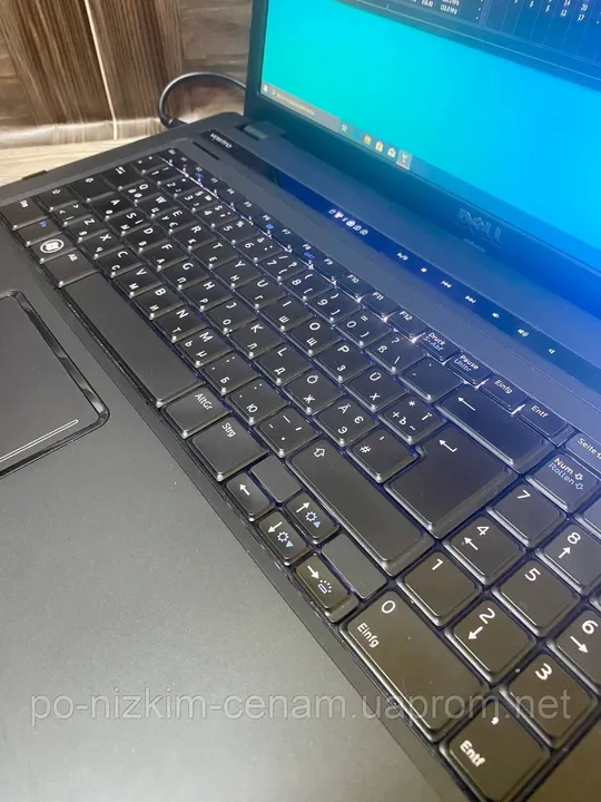 Ігровий Ноутбук Dell Vostro 3700 - 17,3" - Core i5 - 4 Ядра - Ram 4Gb - HDD 500Gb - Ідеал ! З аукціону
