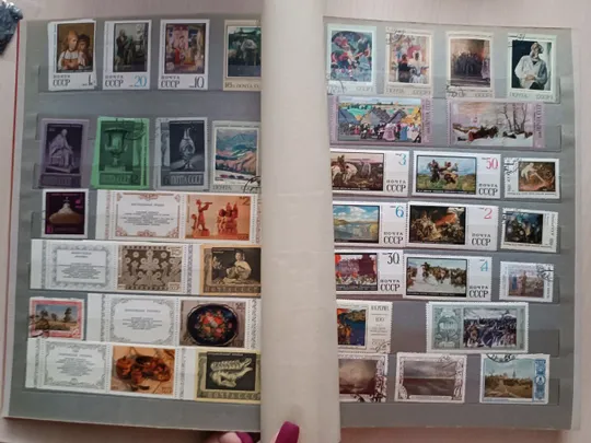 Великий колекційний альбом з марками СРСР і не тільки Недорого