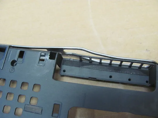 номер0999-2 Кришка дно піддон корпуса Нижний корпус (дно) для ноутбука Низ з type-c портом AM1DJ000411 04M07T  для Dell Precision 7710 7720 оригінал в Україні