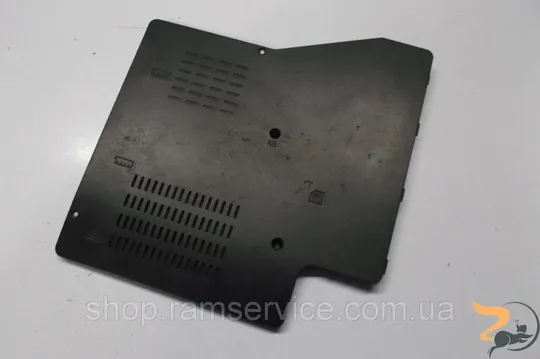 Сервісна кришка, для ноутбука Notebook WIN T25. Зламаний один замок. Ціна