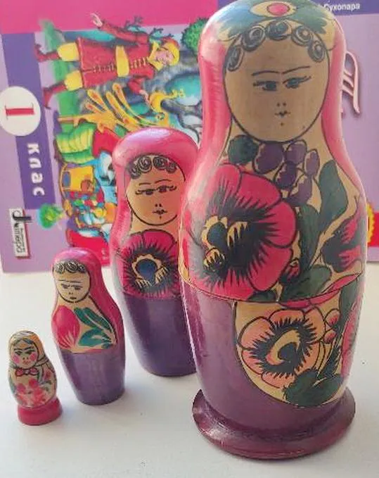 Старинные матрешки Матрешка набор из 4-х кукол, наверное, 1960-70-х гг. рk657 З аукціону