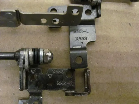 557-11 петлі для Asus R515 R515M A54S оригінал З аукціону