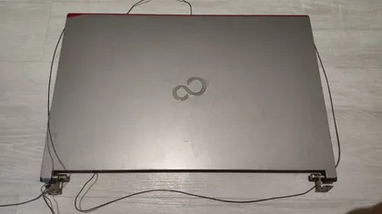 фото, Кришка+петлі Fujitsu H730